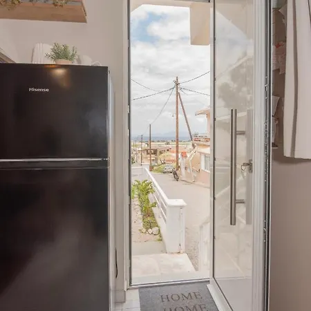 Inconceptual Apartament