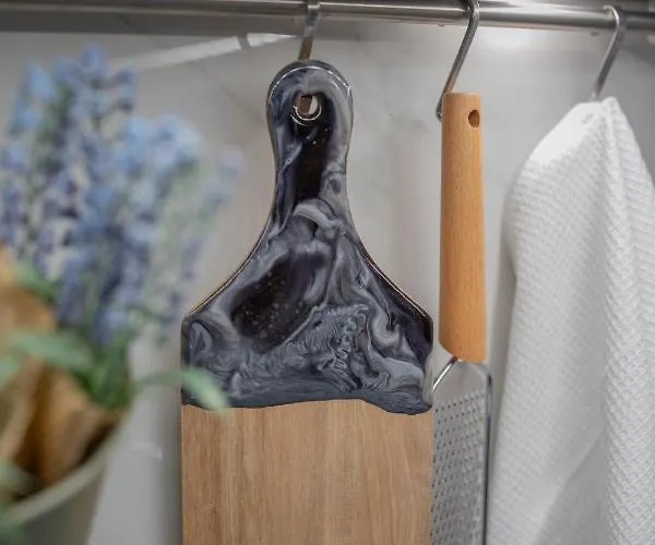 Inconceptual * Paradeísion